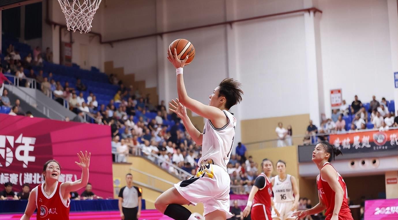 赢下对手, img, 大胜厦门白