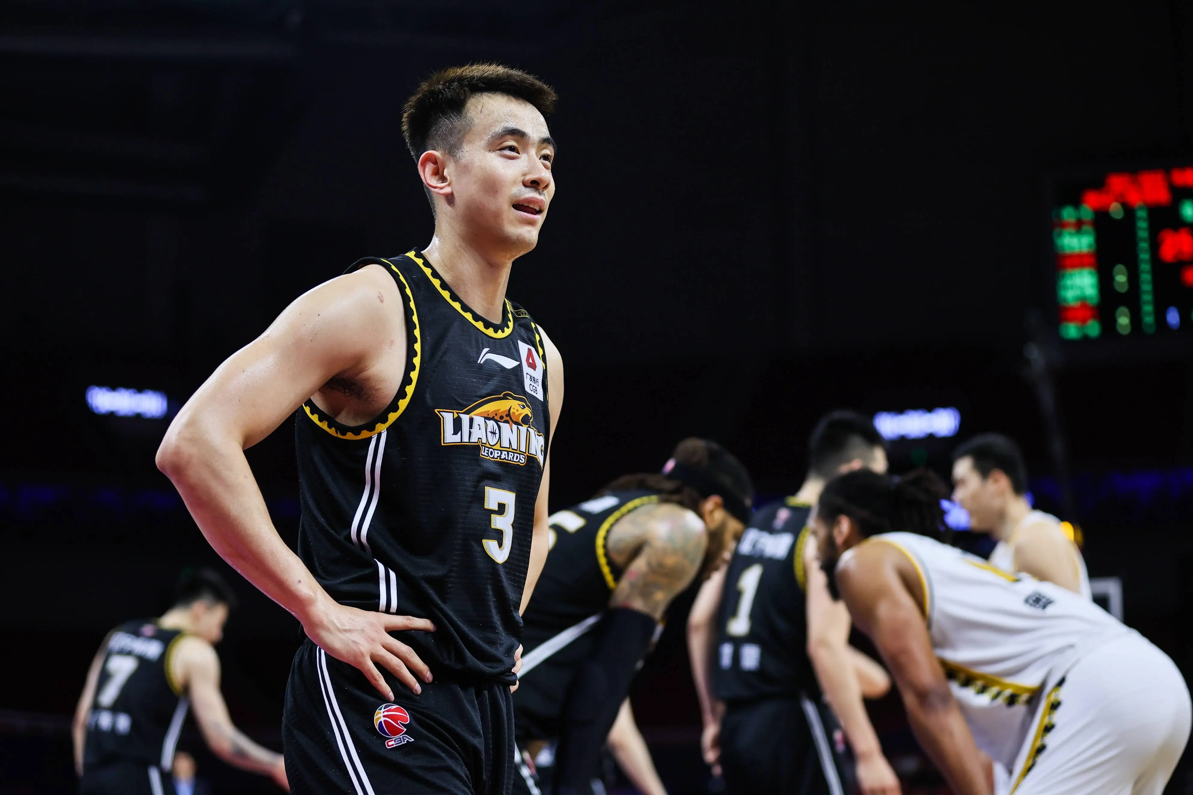 威尔斯, img, 首发阵容八